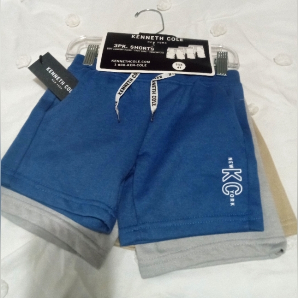 3 PK  Kenneth Cole Boys Shorts w/pockets